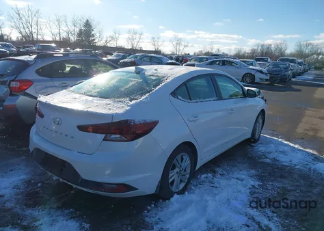 2020 Hyundai Elantra Value Edition z USA, uszkodzony, nr VIN 5NPD84LF1LH583963